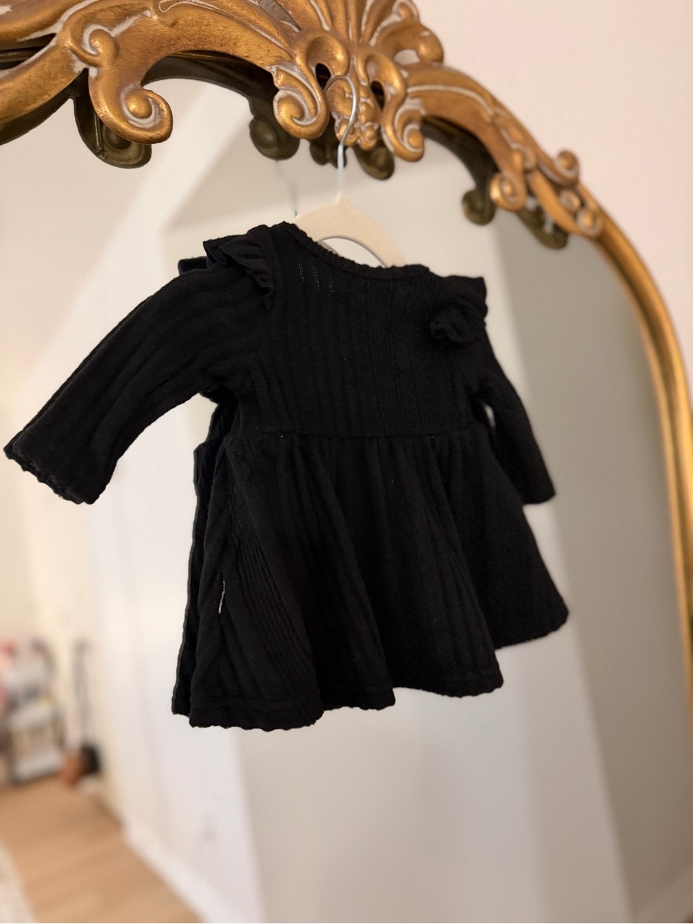 Girls' Black Long-Sleeve Ruffle Knit Dress